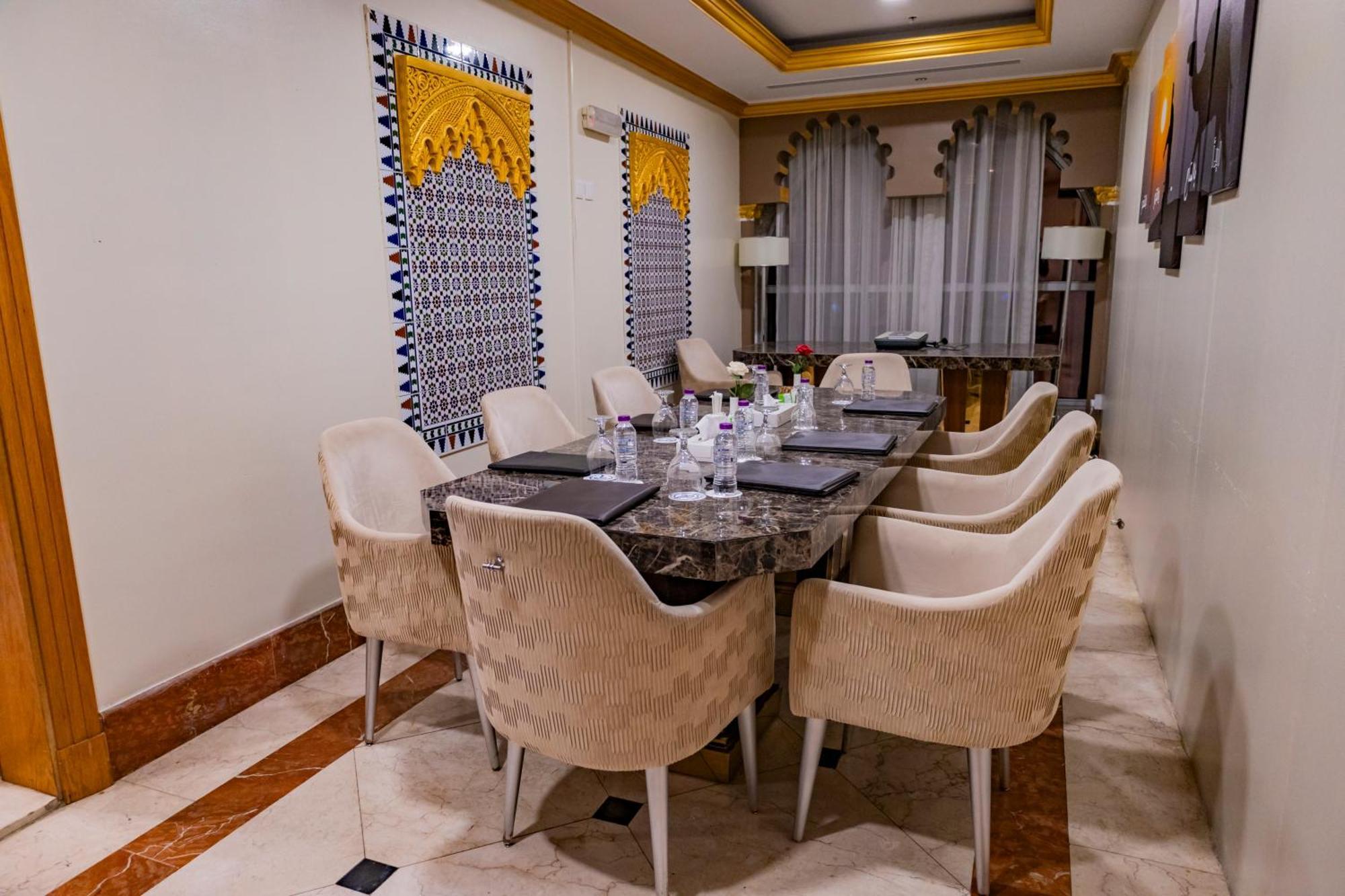 Отель Al Ritz Al Madinah Медина Экстерьер фото